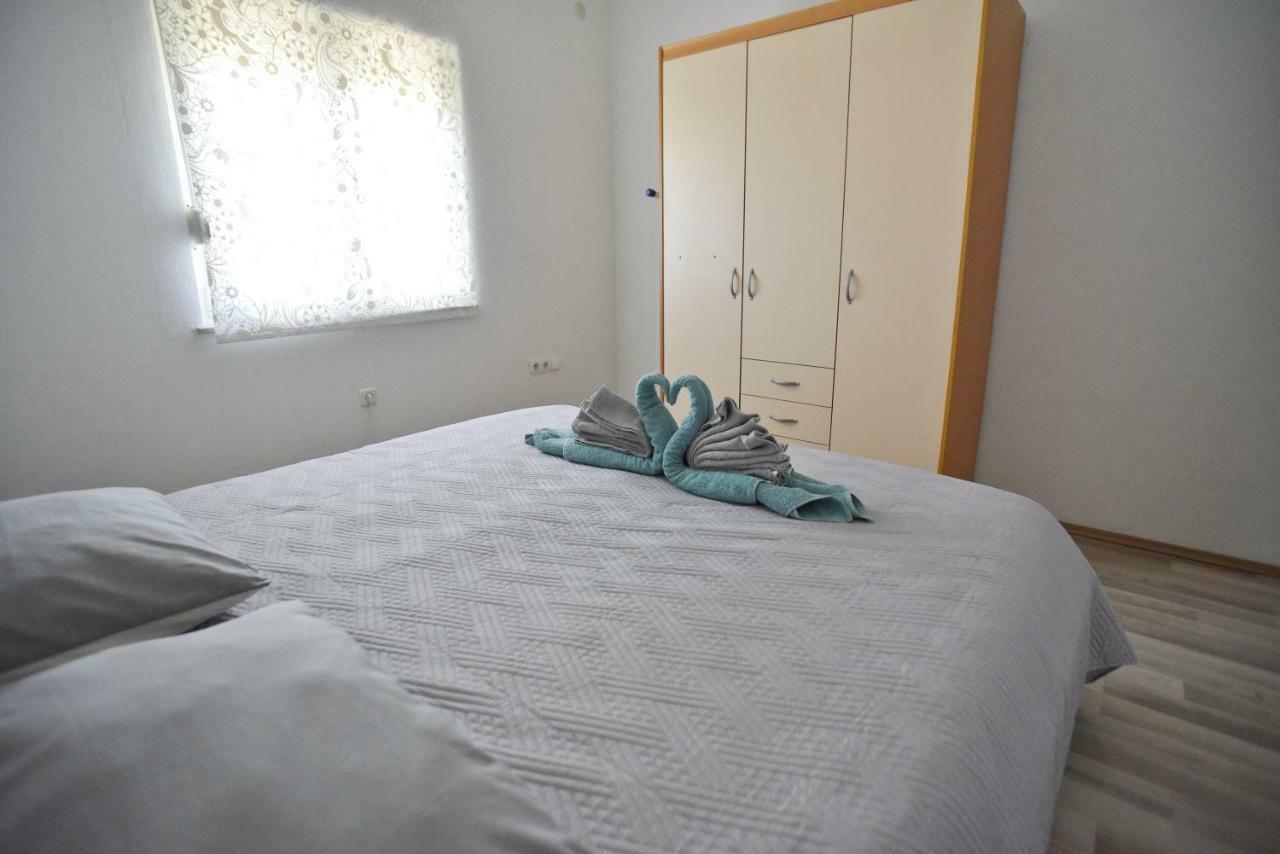 Mihaela Apartment ซาดาร์ ภายนอก รูปภาพ