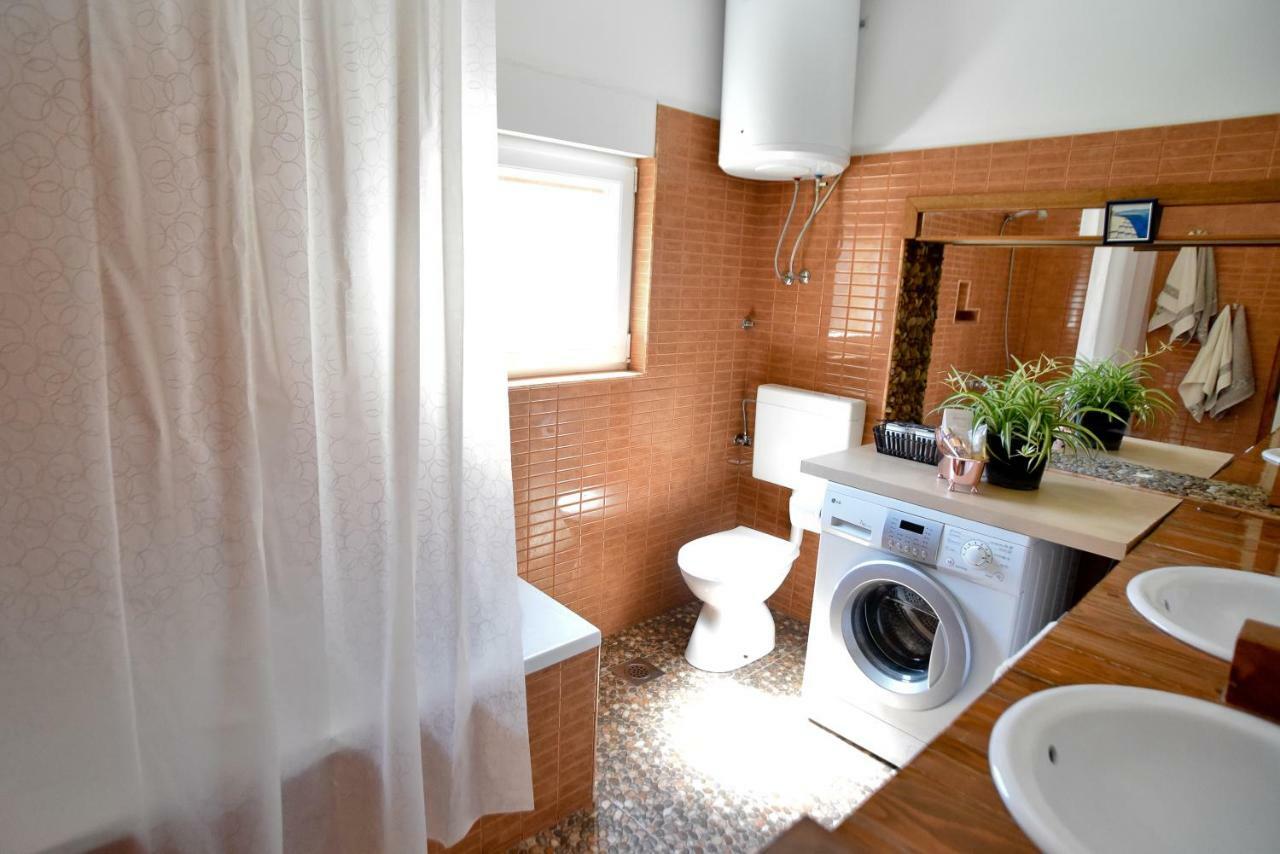 Mihaela Apartment ซาดาร์ ภายนอก รูปภาพ